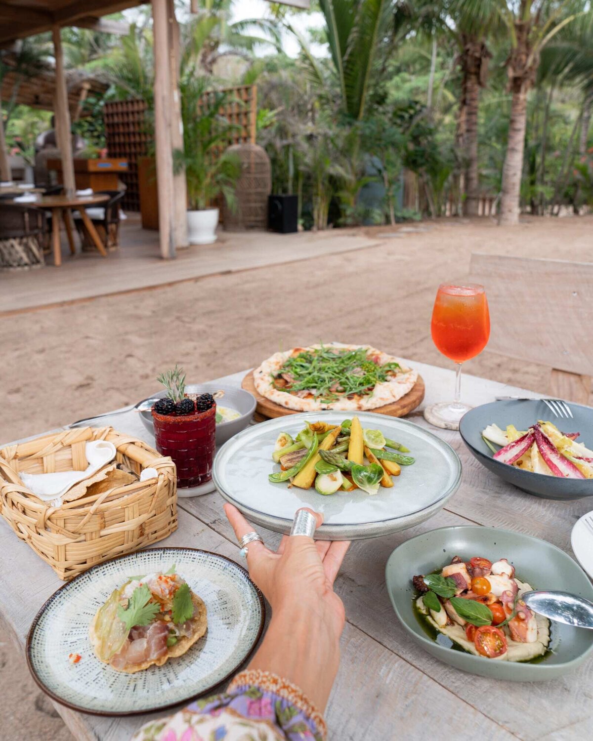 8.Careyes-Mexico-Restaurants-lilo_08508