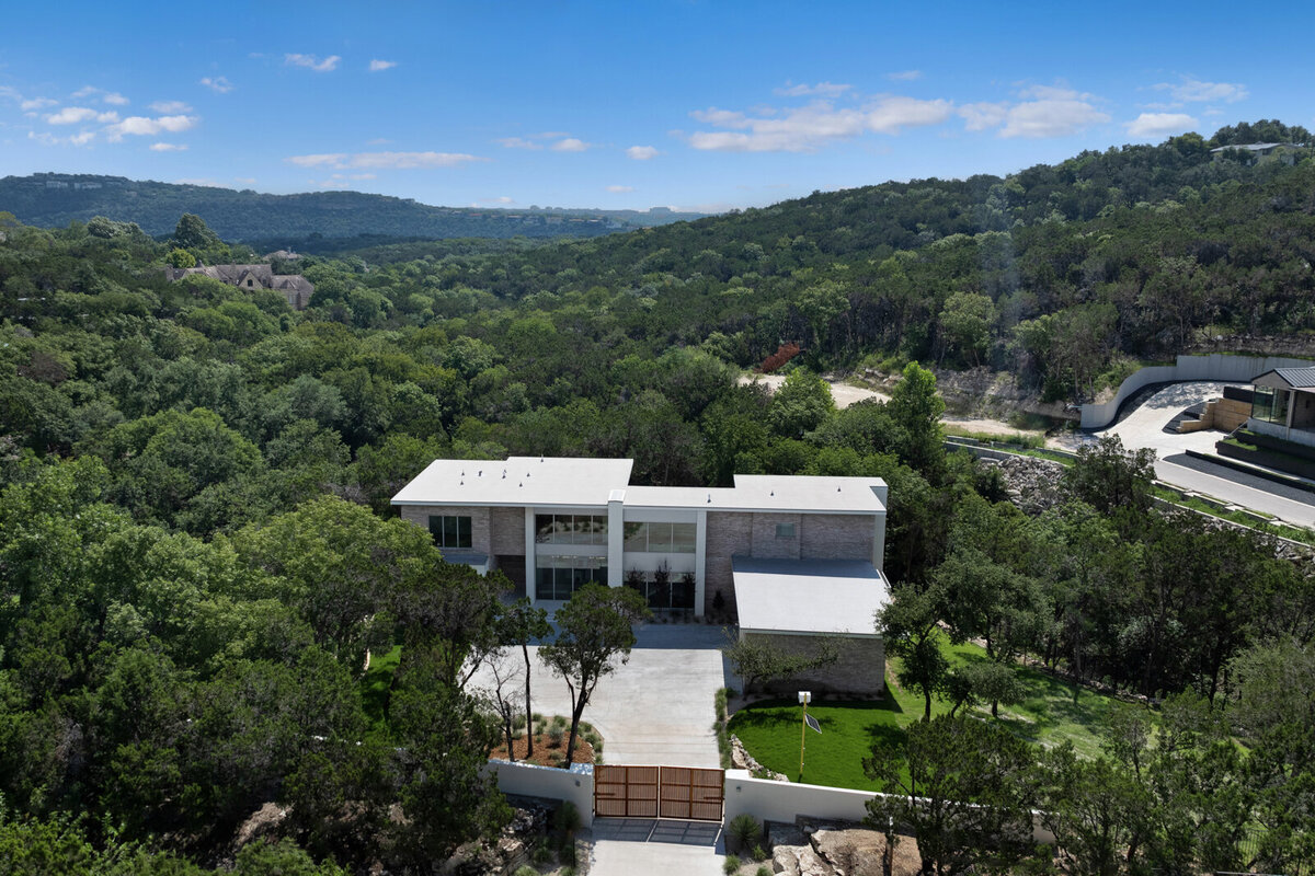 2707-toro-canyon-exterior-4
