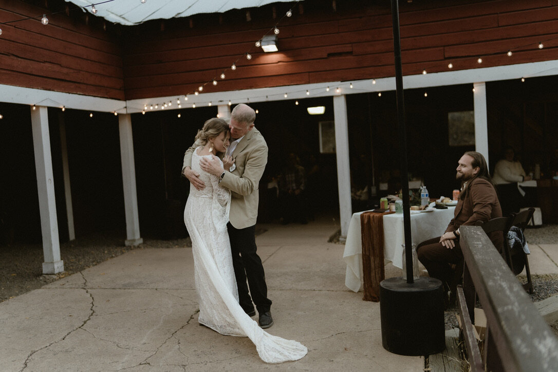 024CB8DA-9C17-450F-8925-405B0EAB0F04_1_105_c