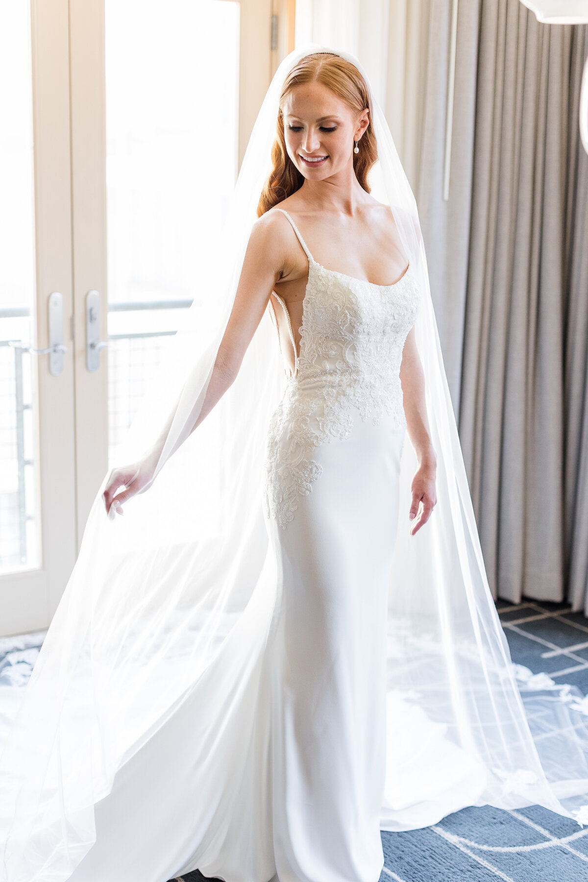Caroline & Joey wedding sneak peeks. Bella Faith Photography 22
