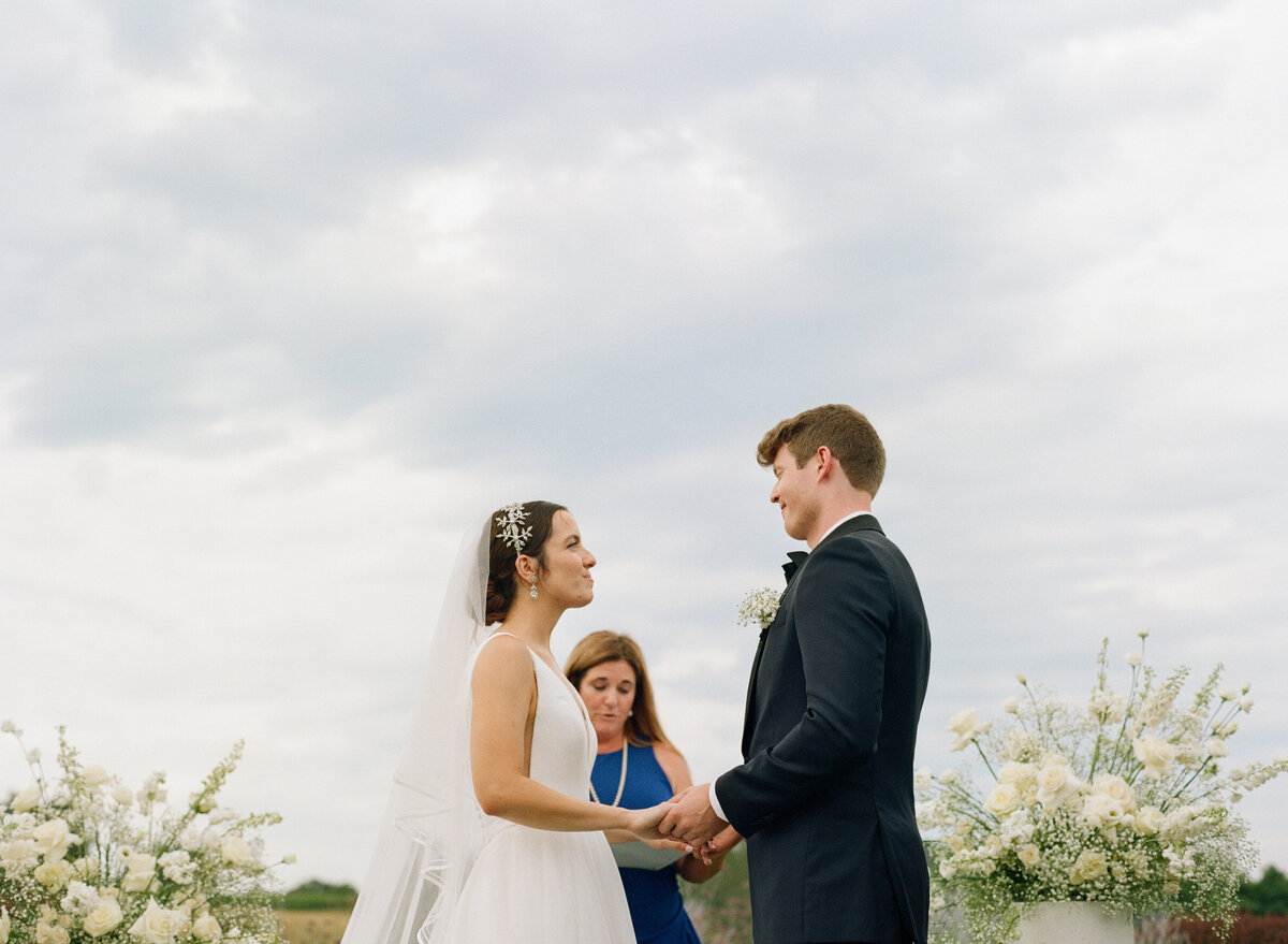 Early-Mountain-Vineyard-Wedding-by-Kiyah-C-Photography-Emma-Rye-459