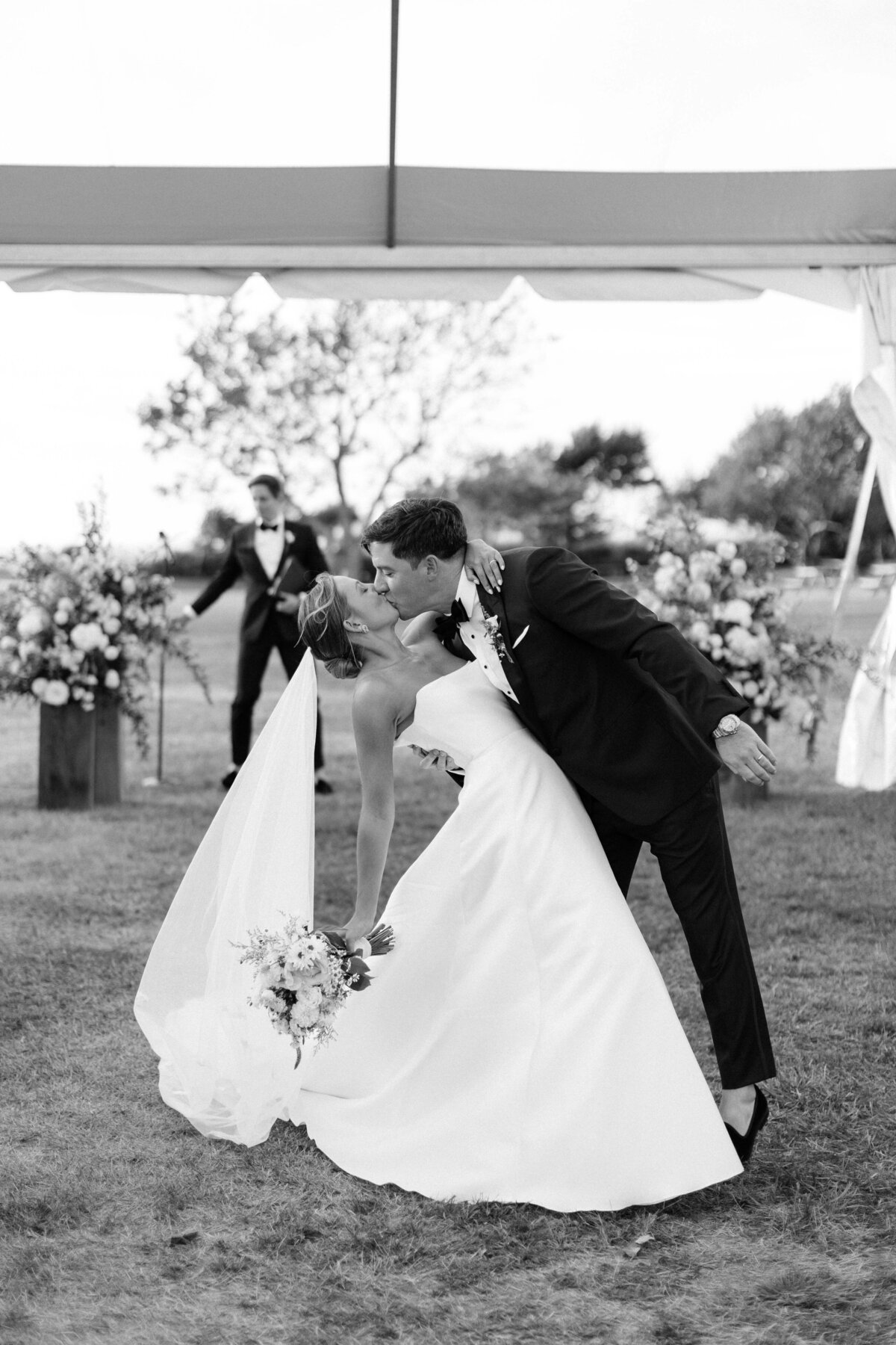 kontakosta-winery-long-island-wedding-photographer-50