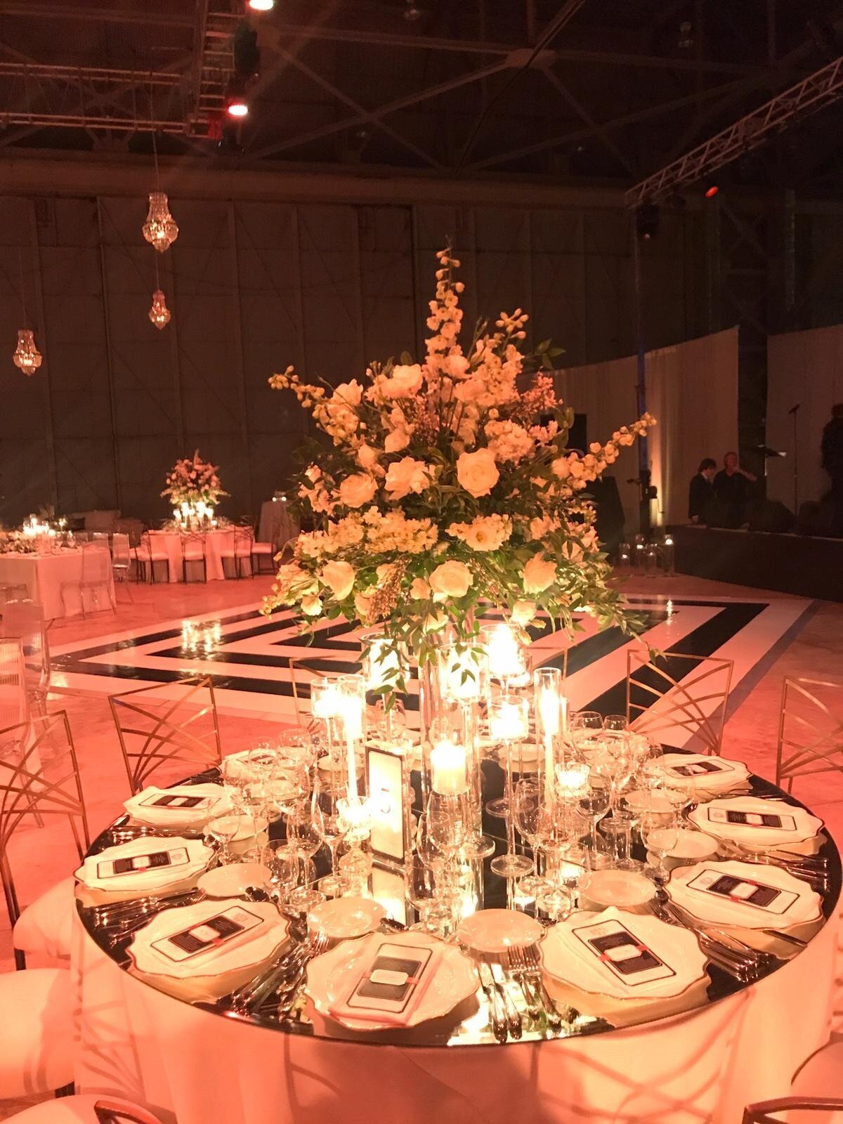 Airplane Hangar-Bermuda-Wedding-Dasfete-36