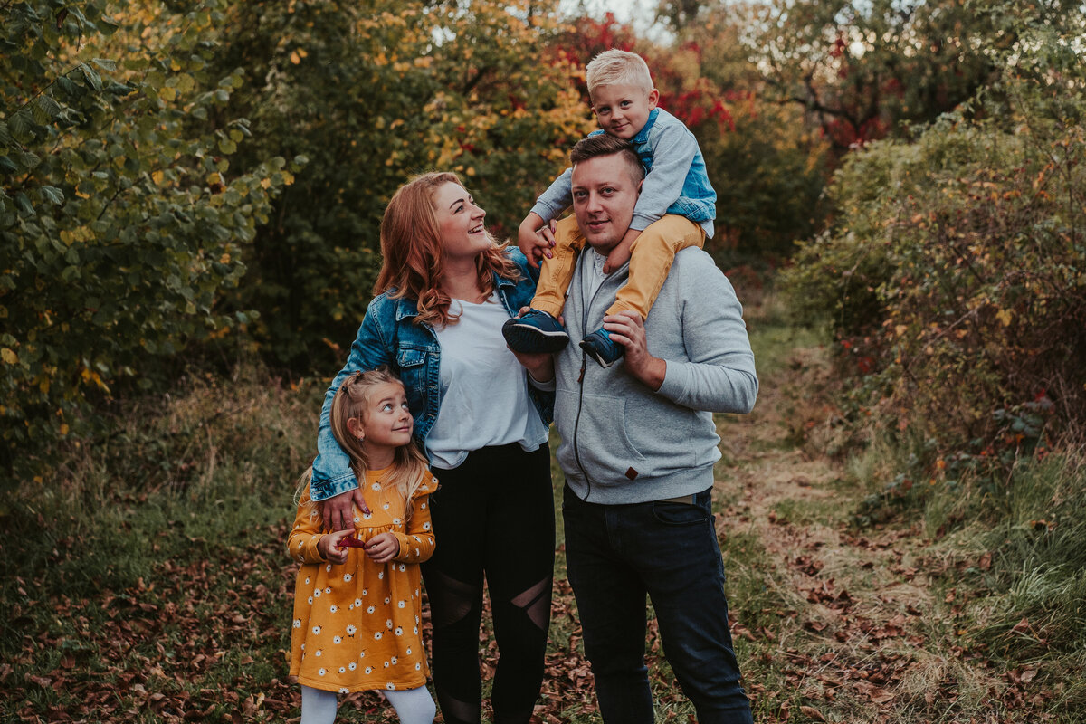 dětské focení kolín, rodinné focení kolín, rodinné focení kácov, rodinné focení uhlířské janovice, rodinná fotografka kolín, rodinná fotografka poděbrady, rodinná fotografka nymburk, rodinná fotografka kutná hora, rodinná fotografka benešov
