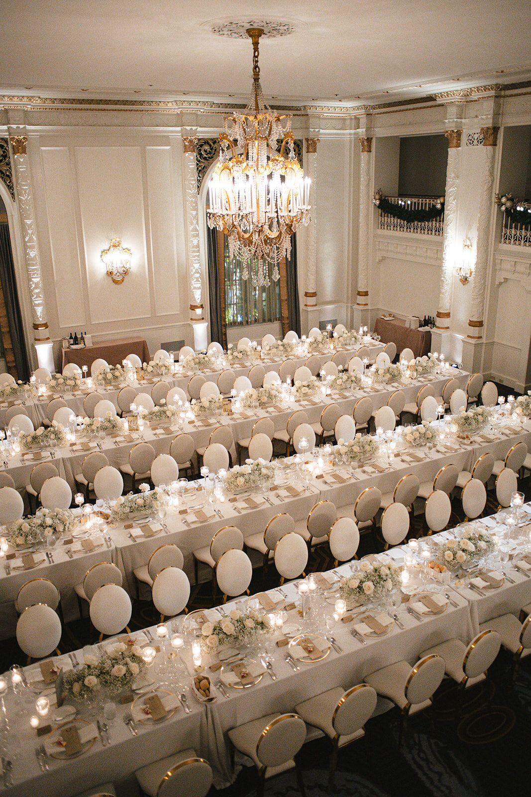 Grand-White-Wedding-Fairmont-Hotel-Flora-Nova-Design-Seattle-00029