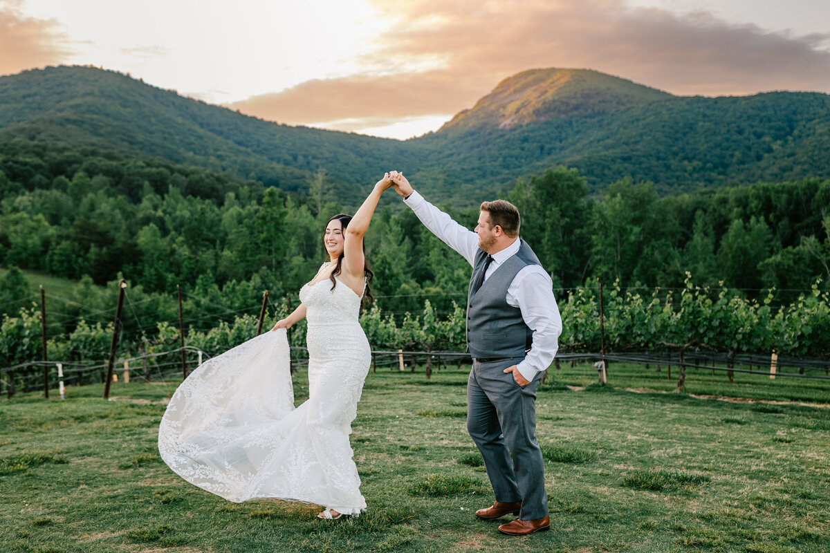 Soft glam bride in cleveland georgia. 