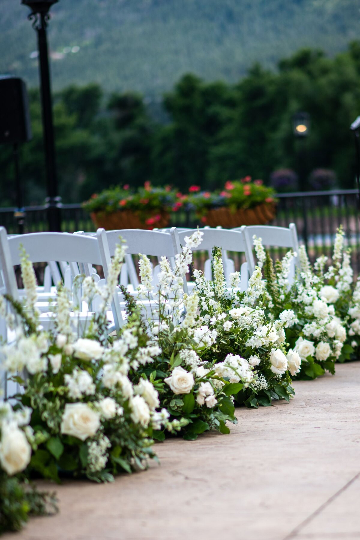 ceremony aisle flowers