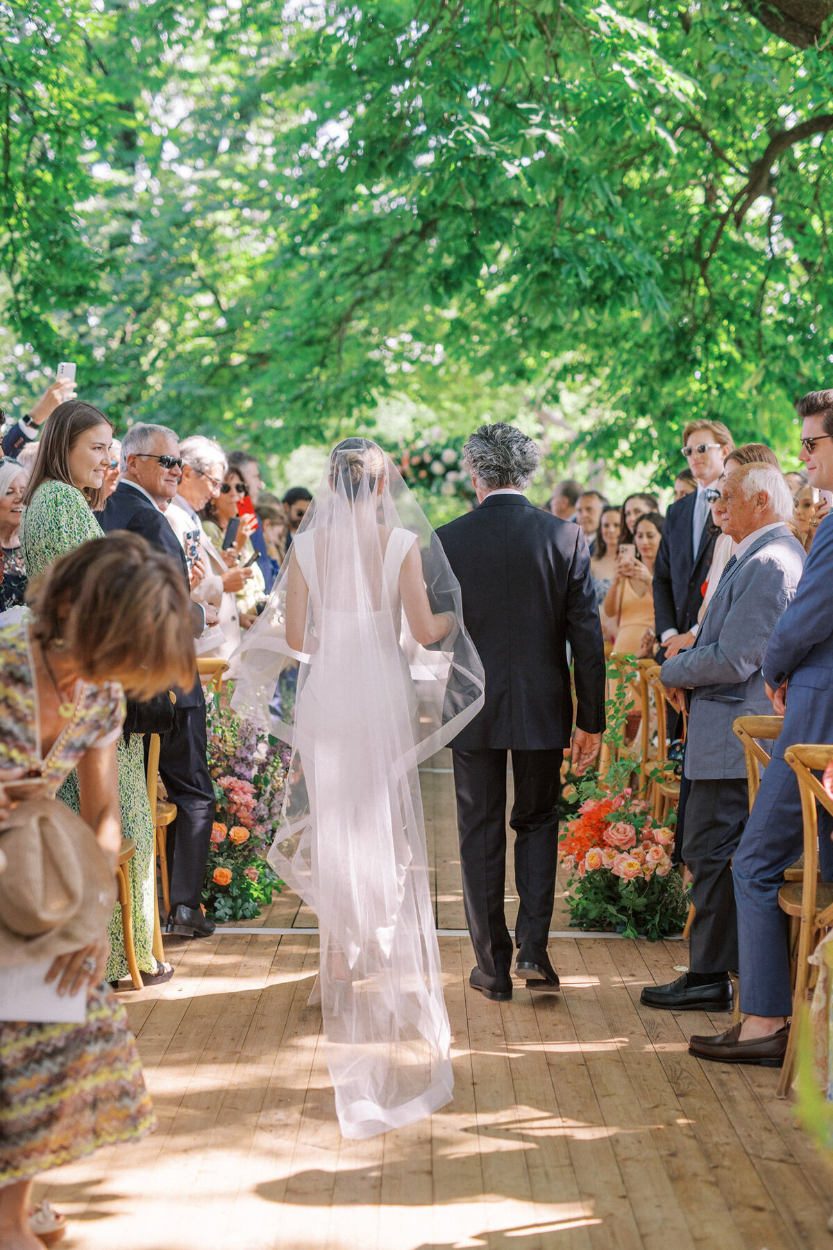 Maïlys Fortune Photography Husband Wife Wedding Weddings Photography France Switzerland Italy Timeless Dreamy Imagery Bilingual French English Destination Weddings Destination Wedding Provence French Riviera Paris Lake Como Tuscany42