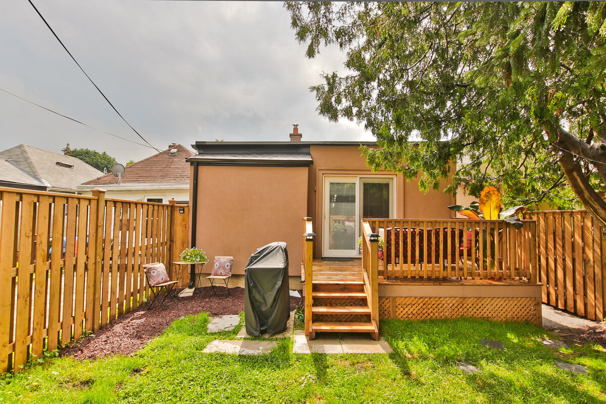 031_Backyard