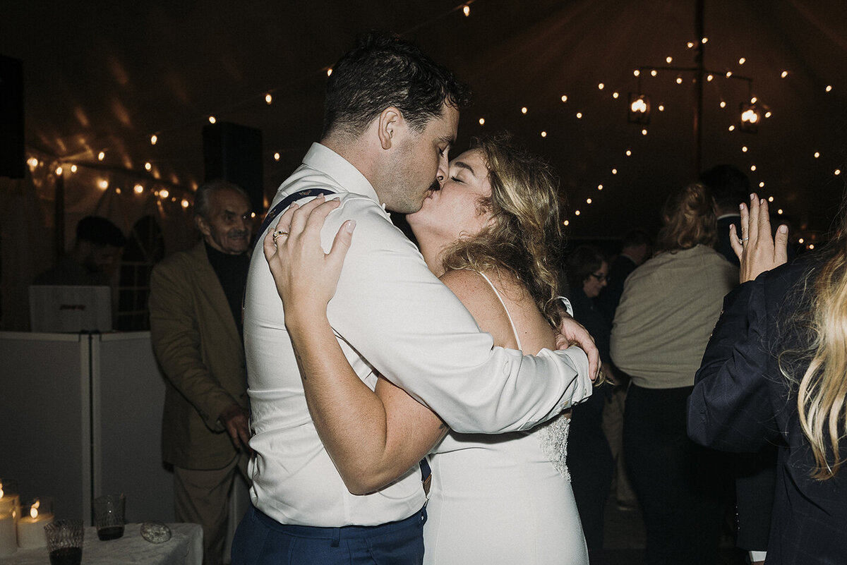 nataliereuel-wedding-private-estate-newyork-dance-party-reception-miraparkphotography-74