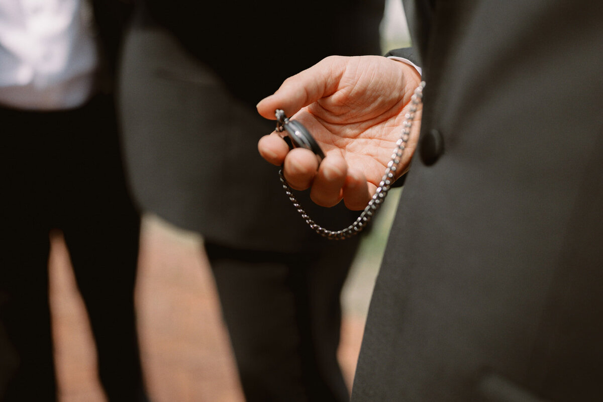 pocket-watch-wedding-gift