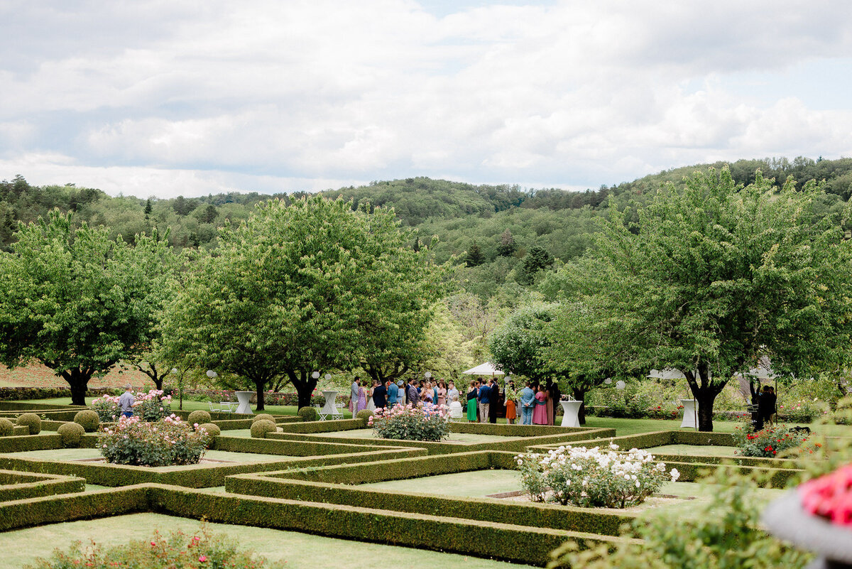 Modern_Chic_Chateau_Valouze_Destination_Wedding_Photographer-66