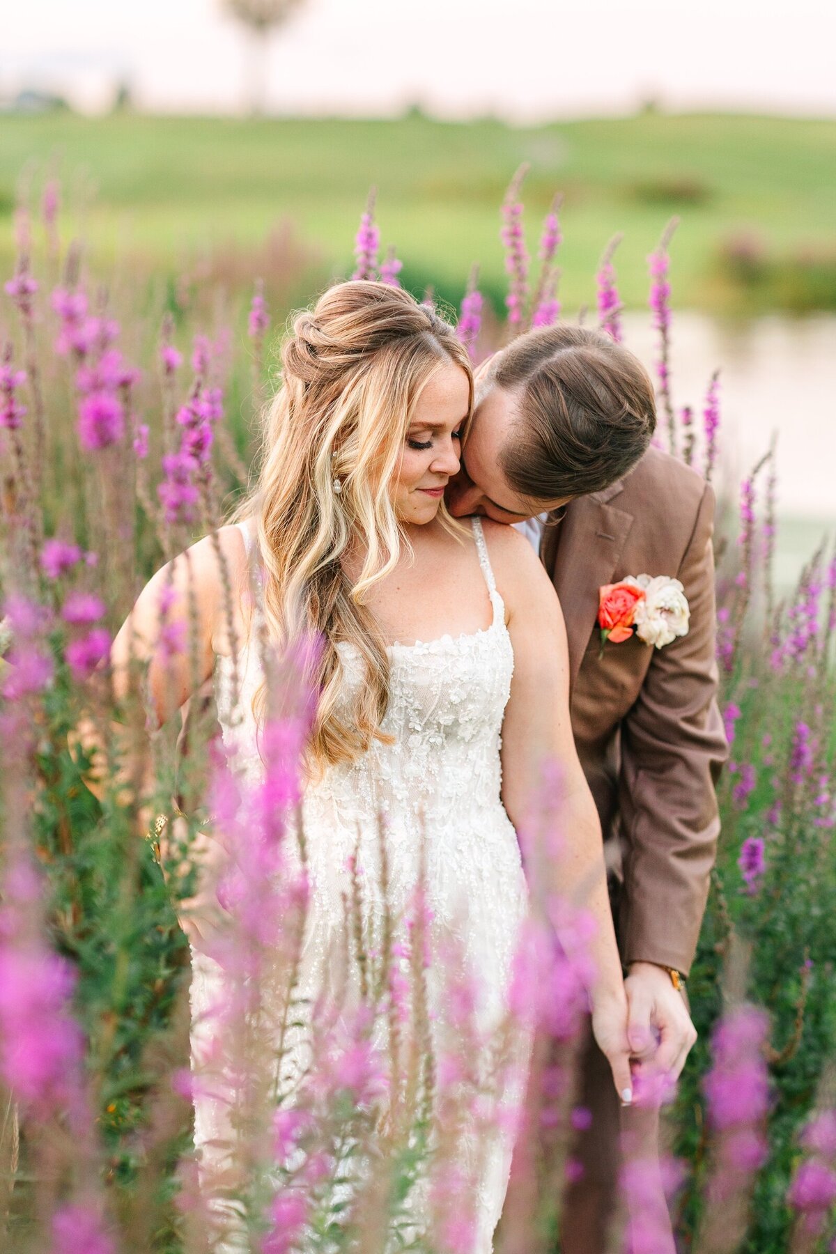 Vibrant_Palm_Springs_Inspired_Red_Barn_at_Outlook_Farm_Summer_Photography_Maine_Wedding_Photographer_0083