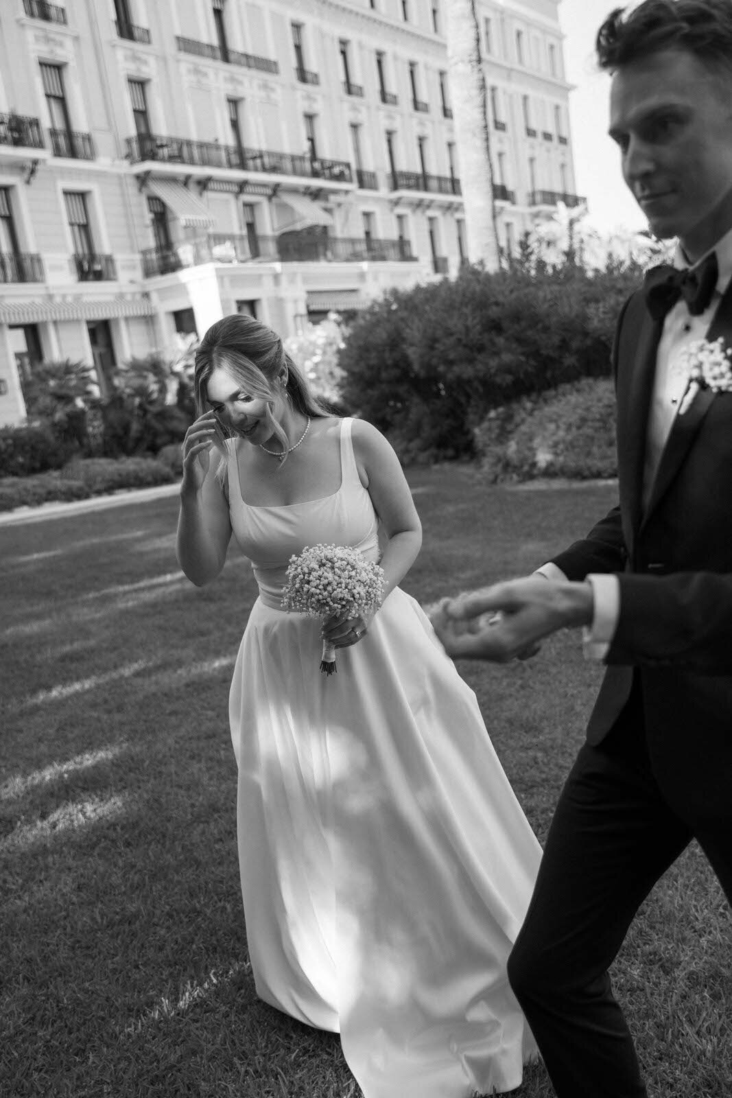 Flora_And_Grace_Editorial_Analog_Wedding_Photographer (1 von 1)-12