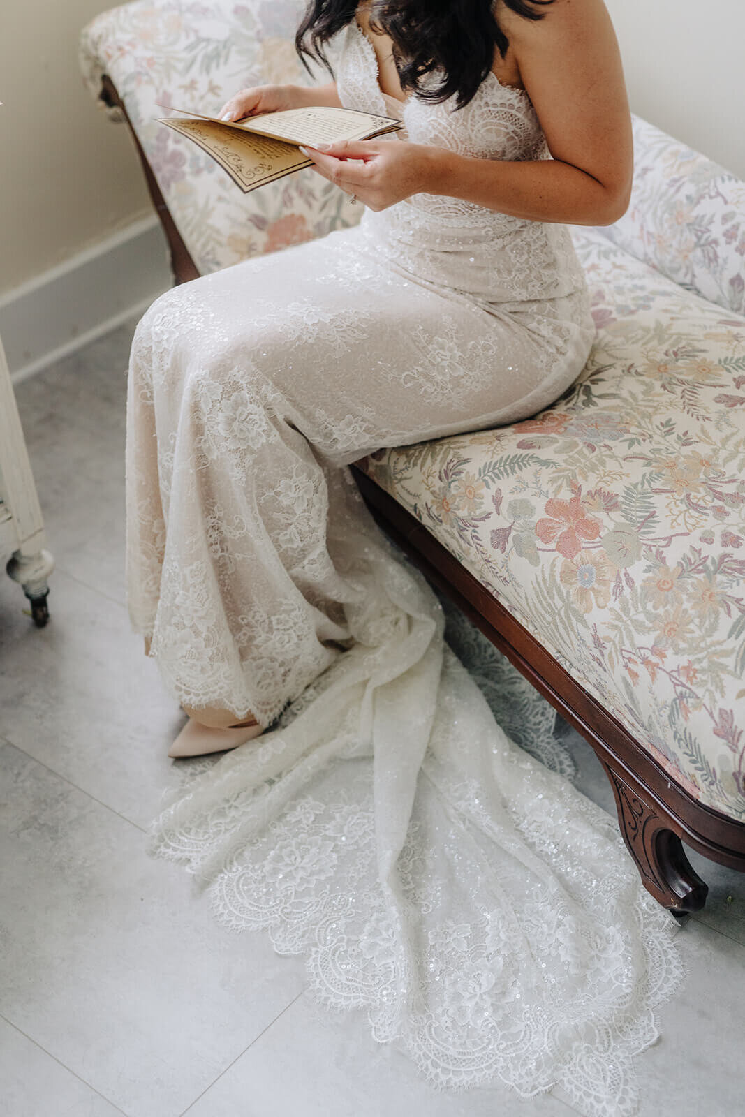 Bride reading hand written note