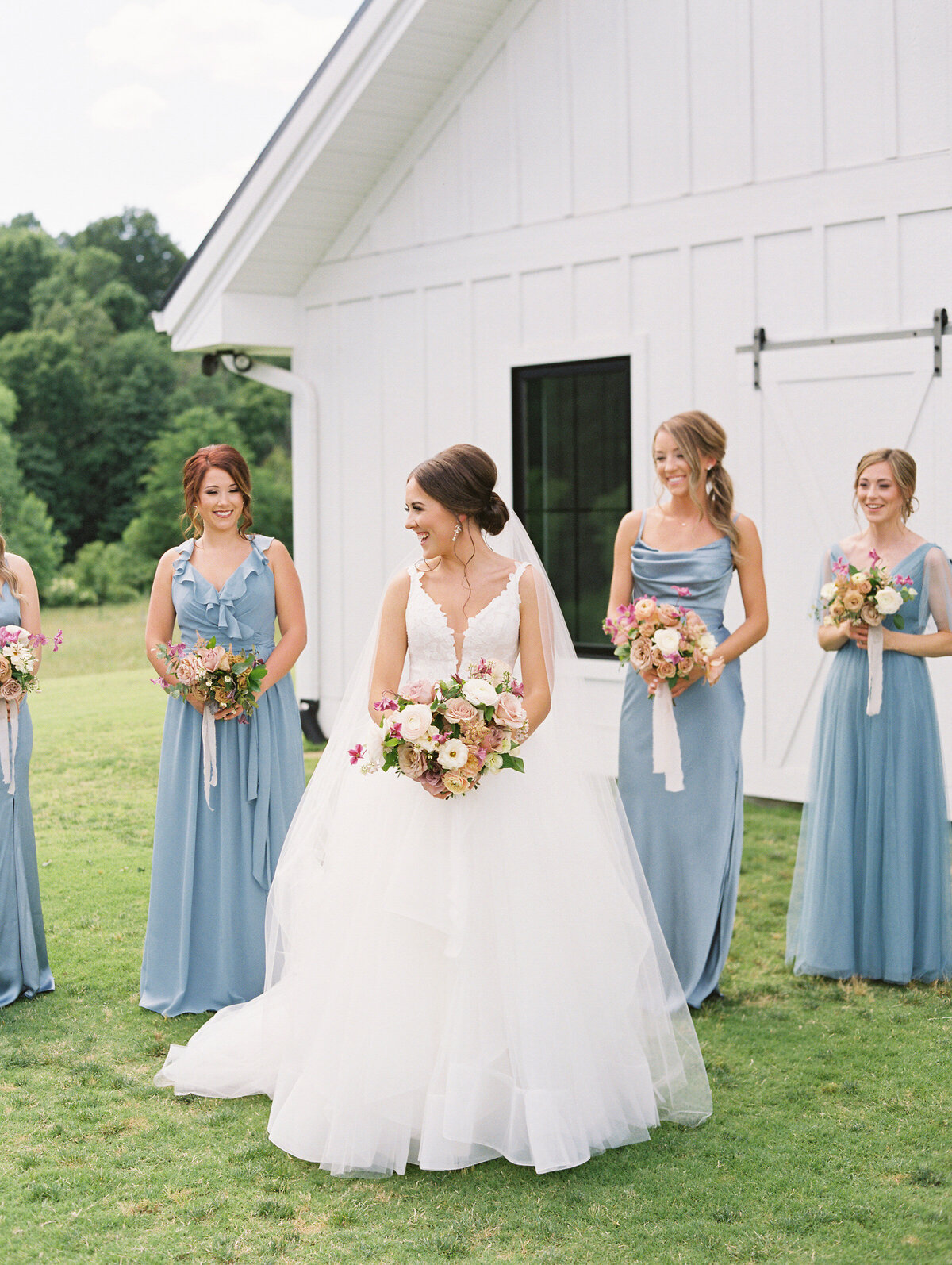 Meraki Design Wedding and Event Floral Studio Florist Wedding Flowers Full Service St. Louis Destination Luxury Floral Design Florists Designers Personal Unique Amy-Golding-Wedding-Photography-Emily-Kaleb-Wedding-2022-291
