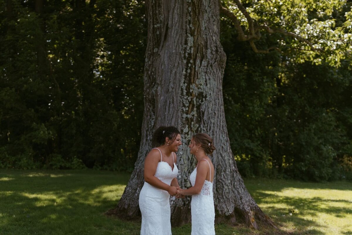 outdoor-same-sex-wedding-29