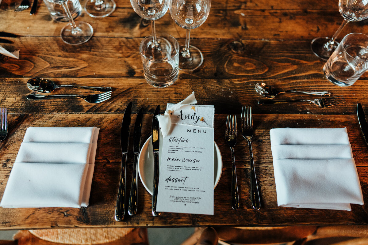 Silchester_Farm_Wedding_Kirsty_Bowen_Photography-070