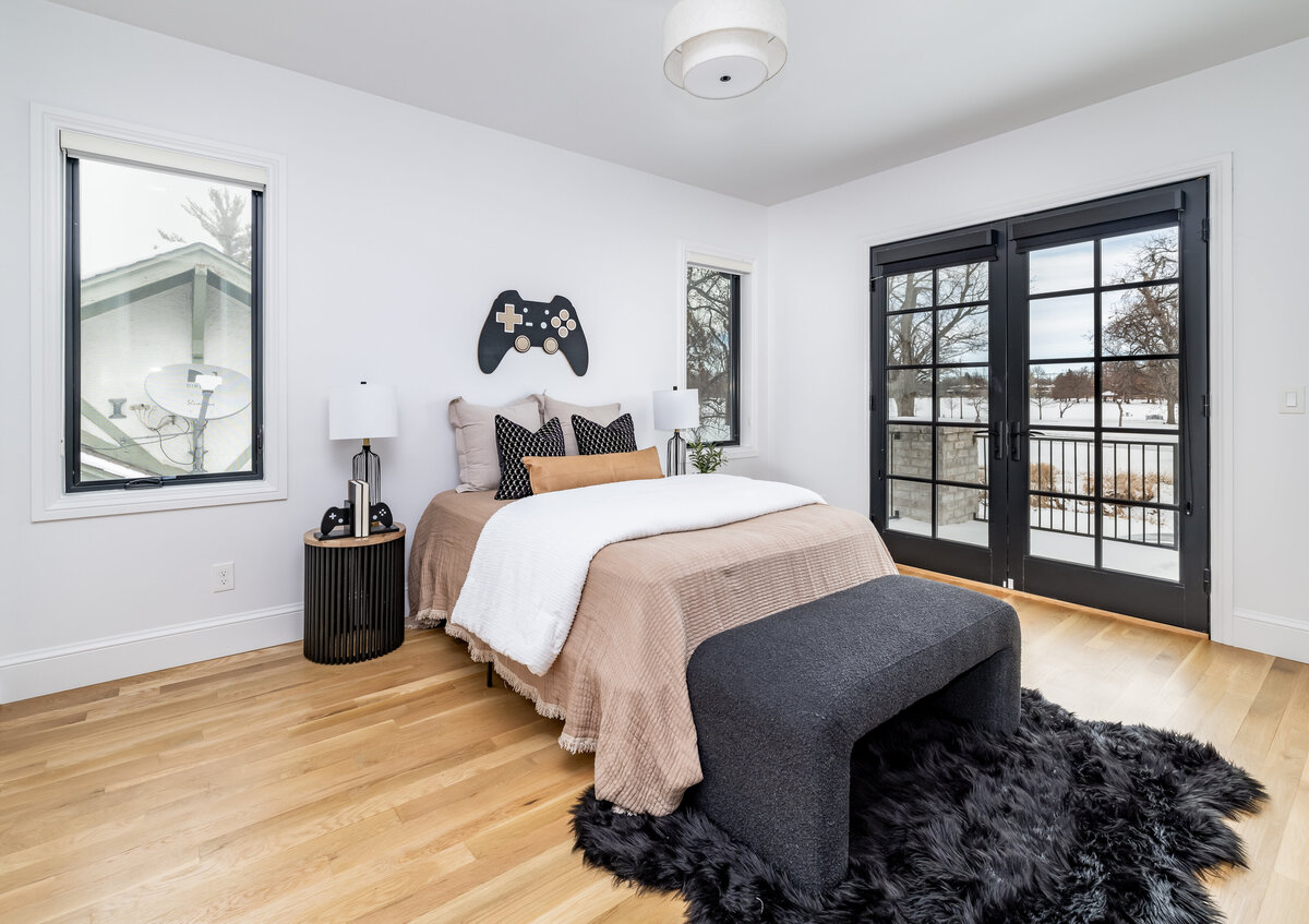 Sec bed-bath-Patio-1