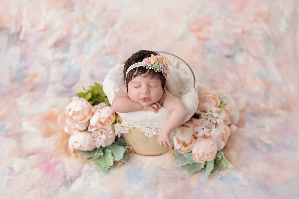 2024-05-15 - Lias Newborn Session - Platinum - 27 days (Cynthia Guarino - Paris)0112