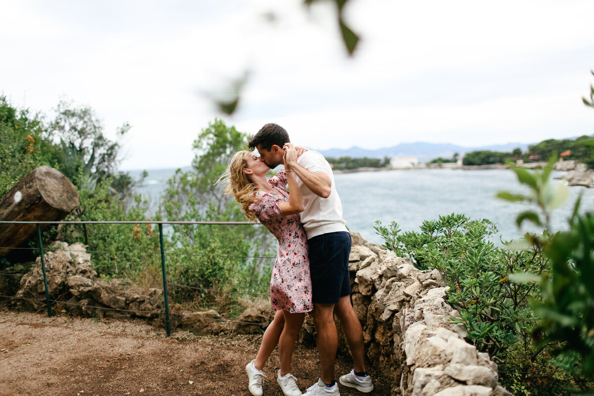 engagement-shoot-cap-d'antibes-french-riviera-leslie-choucard-photography-22