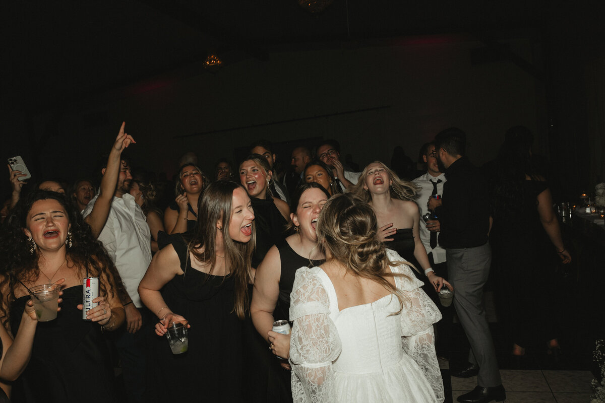 natalieandgarrettweddingar_emilyarwinephotography-264