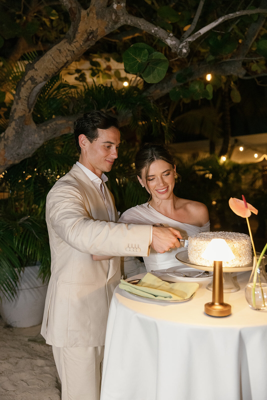 Wesley+Kate_Wedding_AmandaCastlePhotography-1207