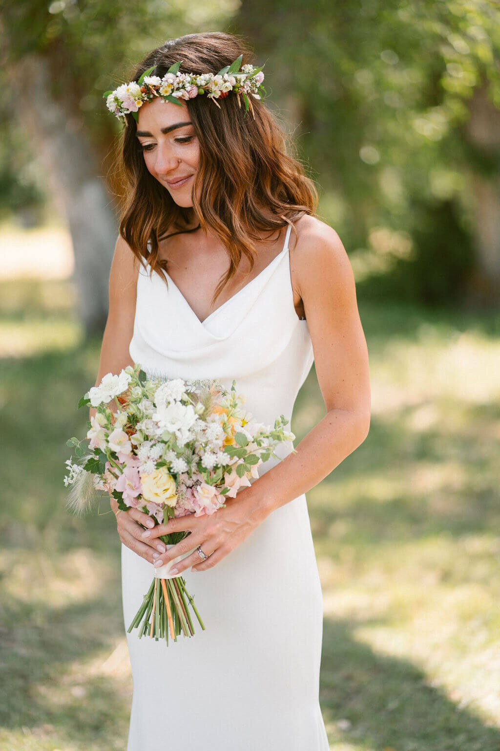 bridal bouquet local flowers neutral snake river ranch jackson hole wedding florist