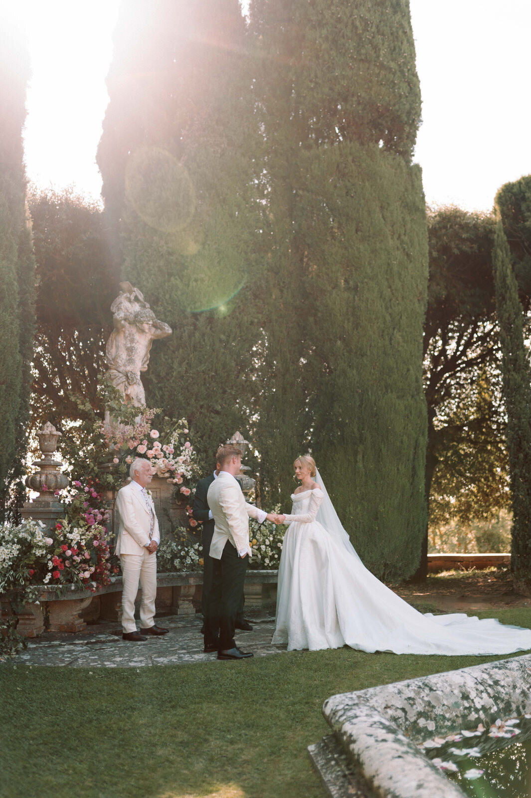 Flora_And_Grace_Editorial_Tuscany_Analog_Editorial_Wedding_Photographer (1 von 1)-83