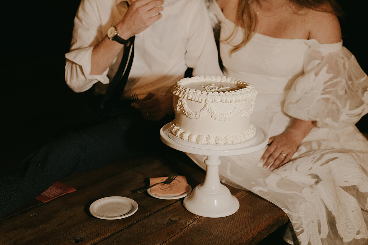 Hannah and Braeden - Cake Cutting-32_websize