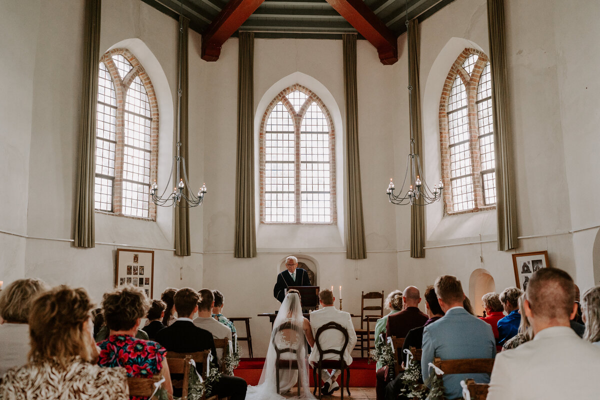 Trouwfotograaf in Zeeland. De leukste trouwlocaties in Zeeland vind je in deze blog. Door everatilroefotografie, trouwfotograaf in Middelburg,Zeeland