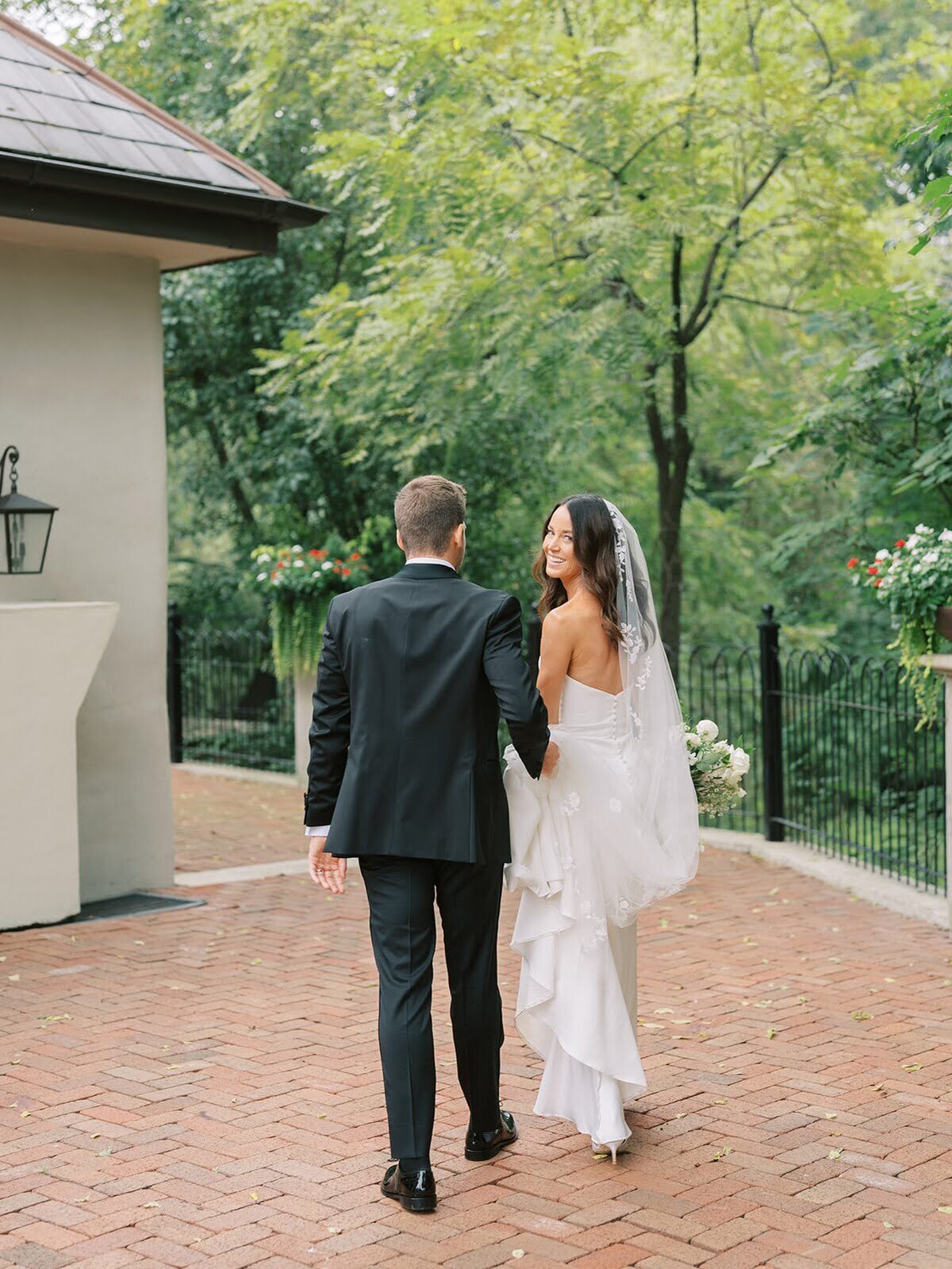 Tori+Tim+Sneakpeek-128