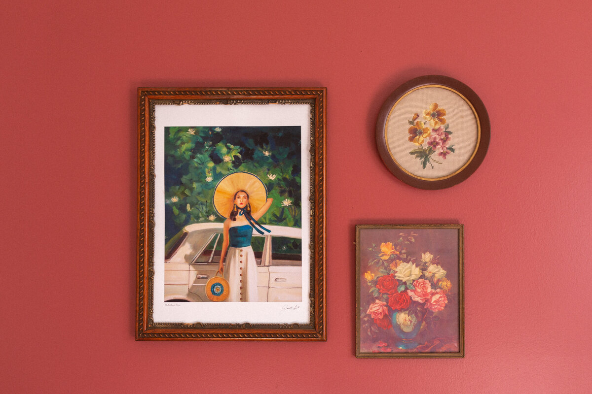 BrenAndLeahRoom_WeeThreeSparrows-34