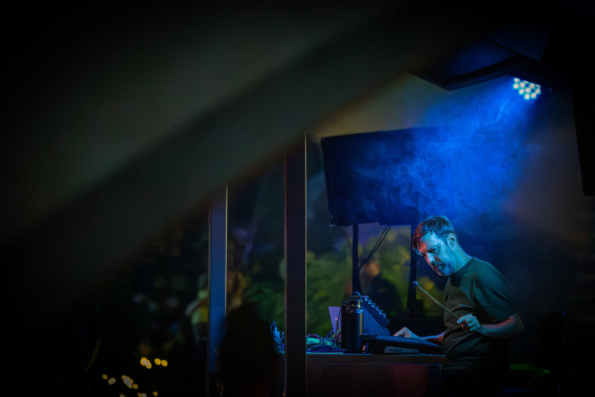 DJ en spectacle aux Butineries en soirée