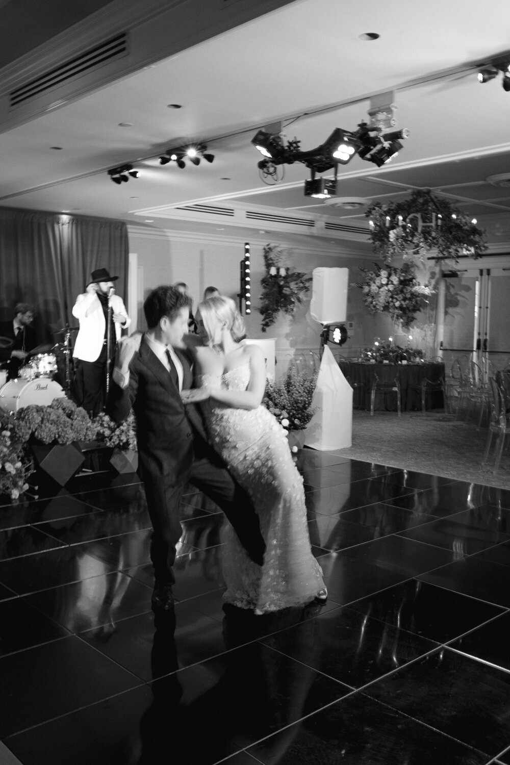 Kara-Jean-Wedding-Photography - 2032 - DSC_2032 - 0028 - 05 -  - 2752 x 4128