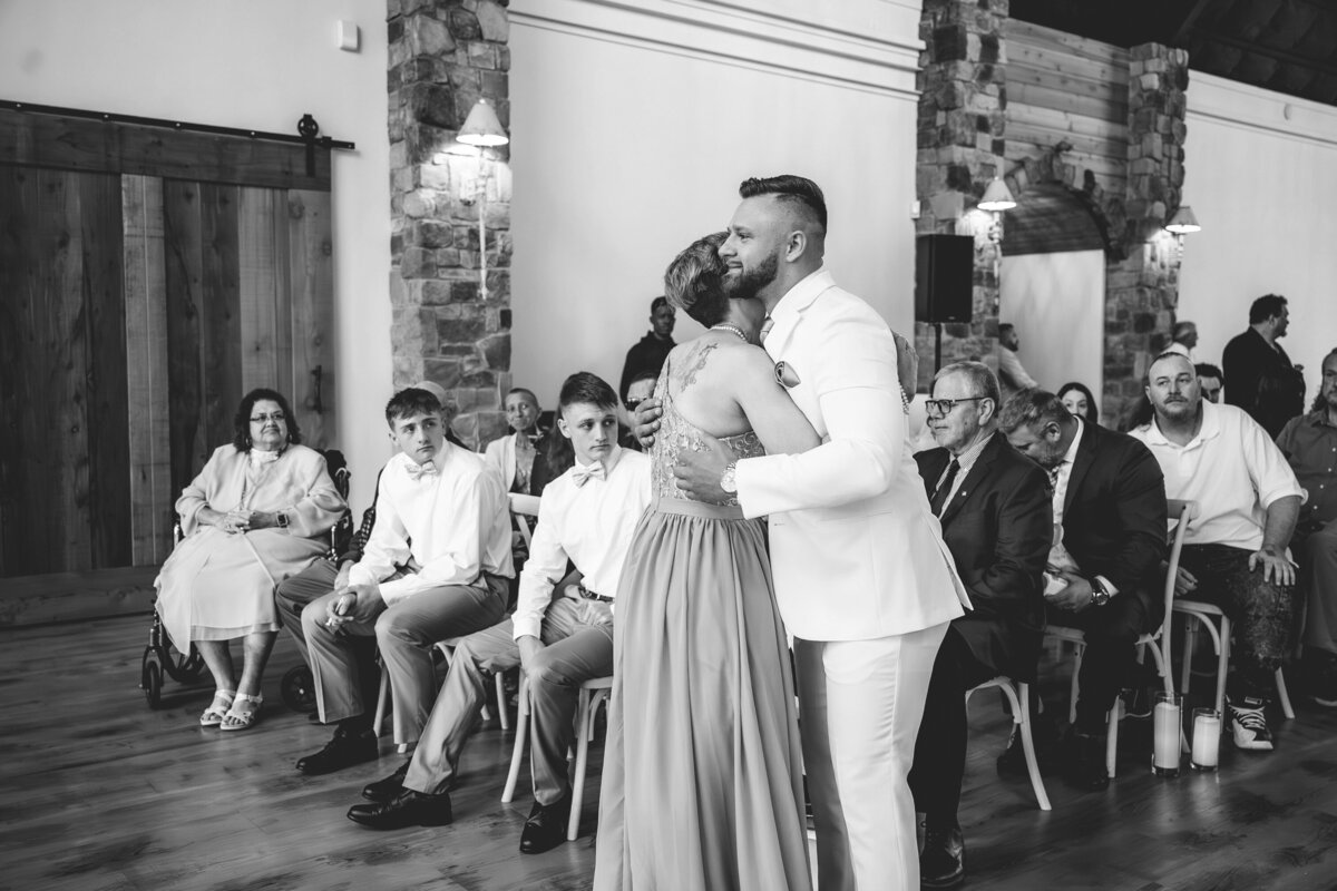 Golden Clover Photography - Dillon and Alyssa - Ceremony Portraits-41.1 copy
