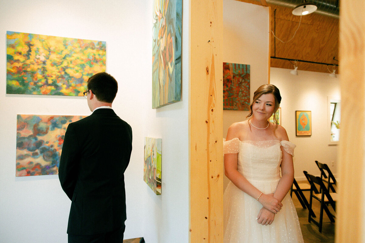 Brooke&PerronWeddingPhotos_GettingReady_AustinWeddingPhotographer_HereafterFilms-75