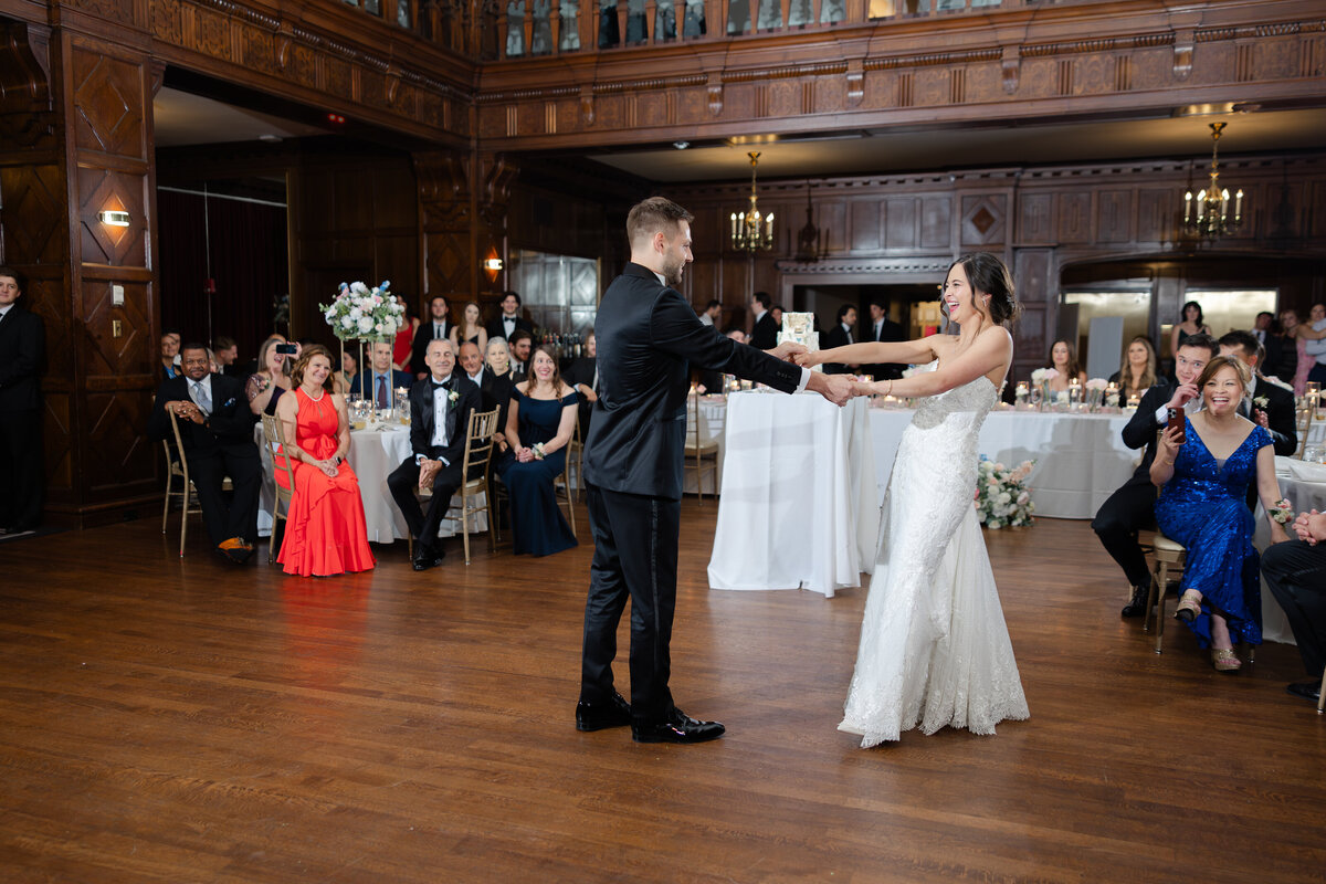 luxury hotel kansas city wedding -74
