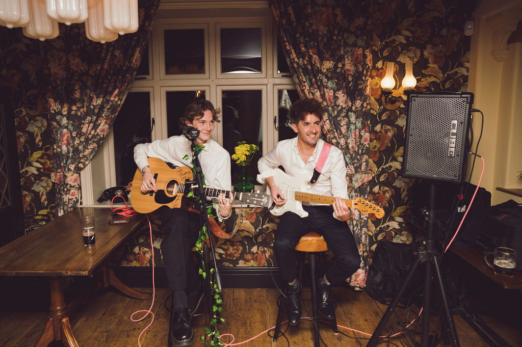 Your wedding day at the White Lion at Hankelow 6
