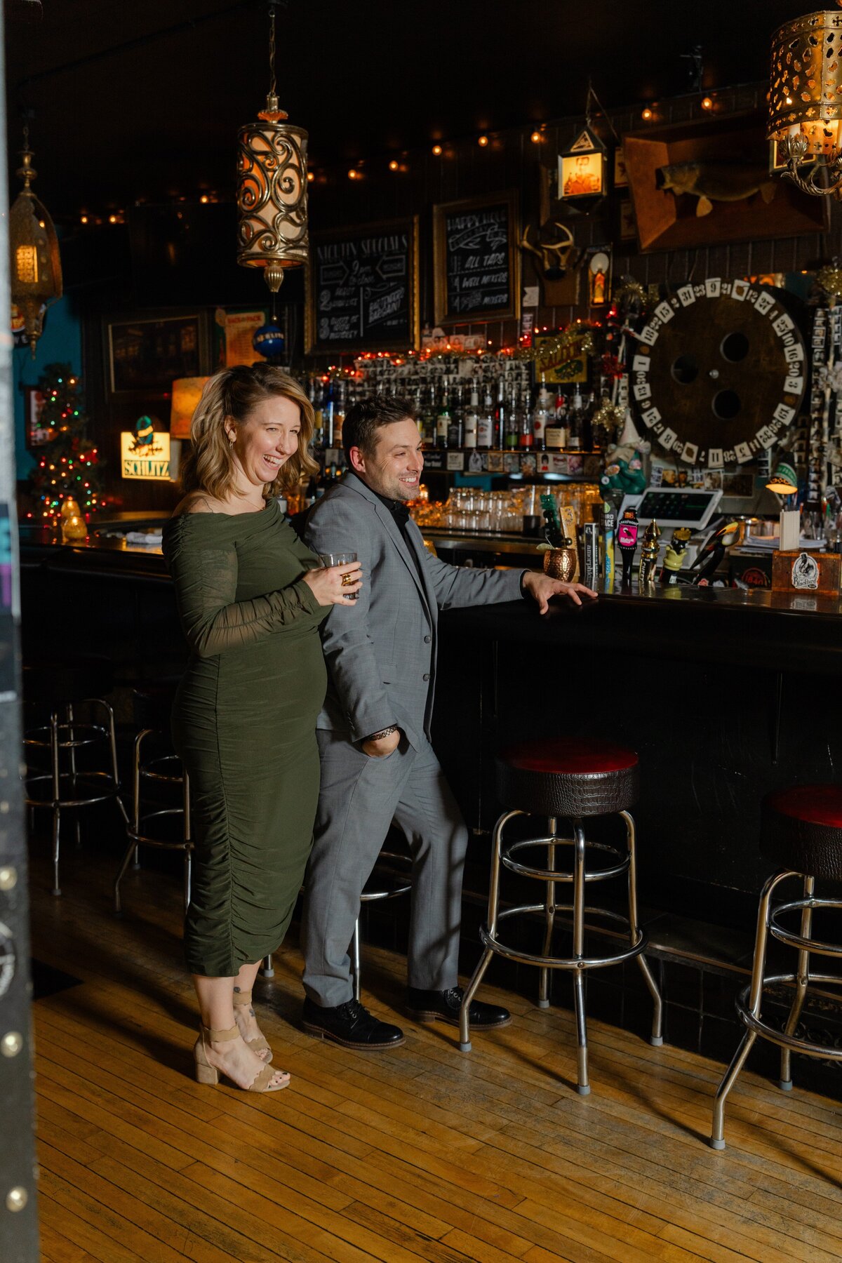 Bay View Blackbird Bar Engagement Photos-1