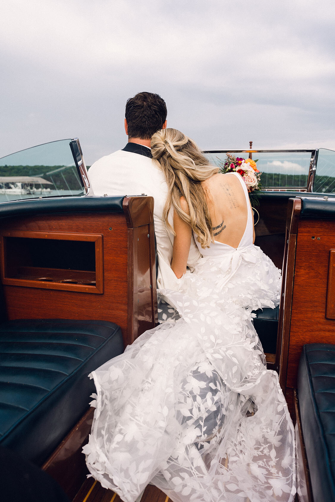 Petoskey-Wedding-Photographer-Walloon-Lake-Country-Club-9
