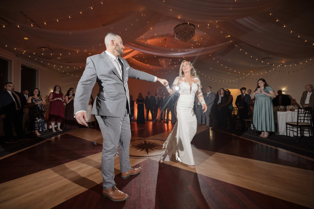 Land's End Waterfront Catering Wedding Long Island New York40