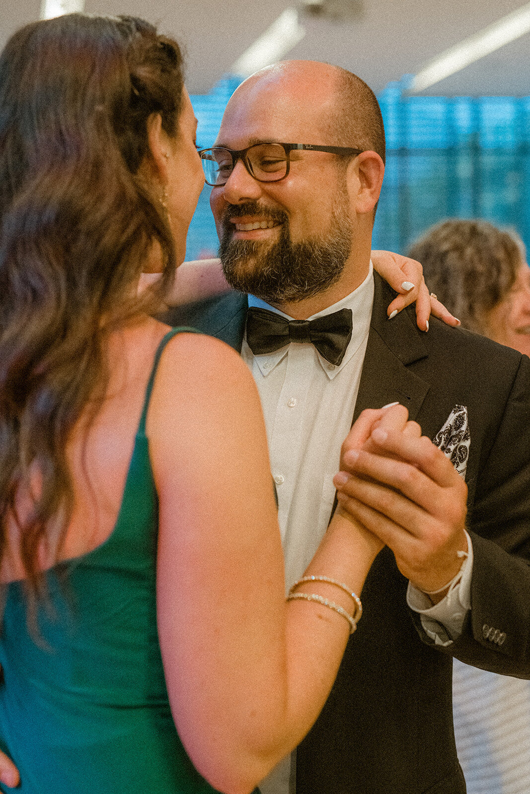 downtown-toronto-lgbt-couple-lgbt-wedding-gardiner-museum-198