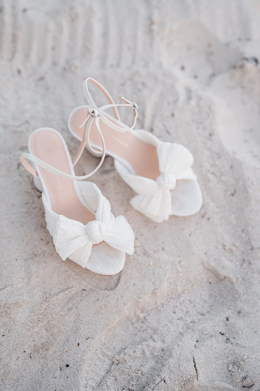 Cassie+DerekLittlePalmIsland-382