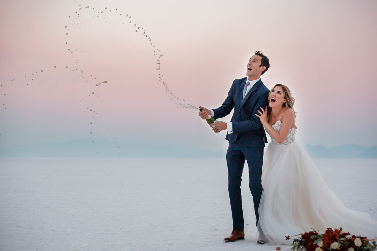 180830_Jenn&BenBridals_BonnevilleSaltFlatsUtah_AnjaJensenPhotography_001-137