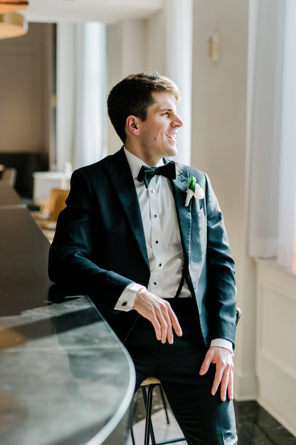 LibbyPeter_National_Portrait_Gallery_Hotel_Washington_Wedding_Washington_DC_VA_MD_Wedding_Photographer_Angelika_Johns_Photography-01765