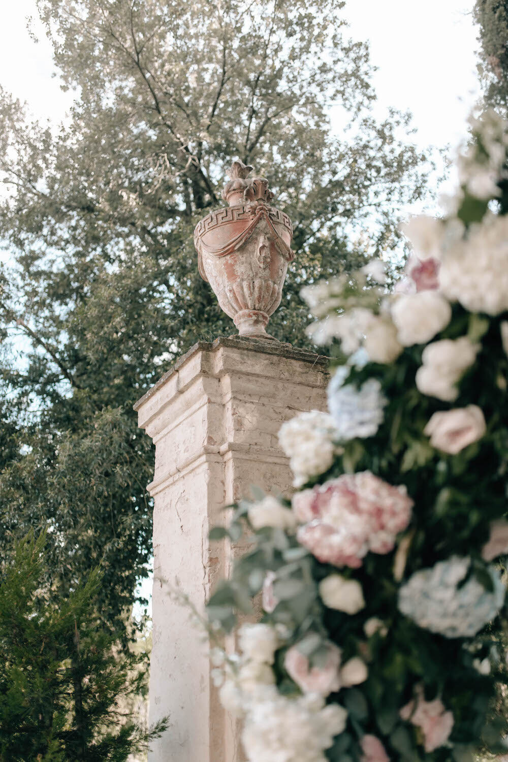 Flora_And_Grace_Tuscany_Editorial_Wedding_Photographer-563