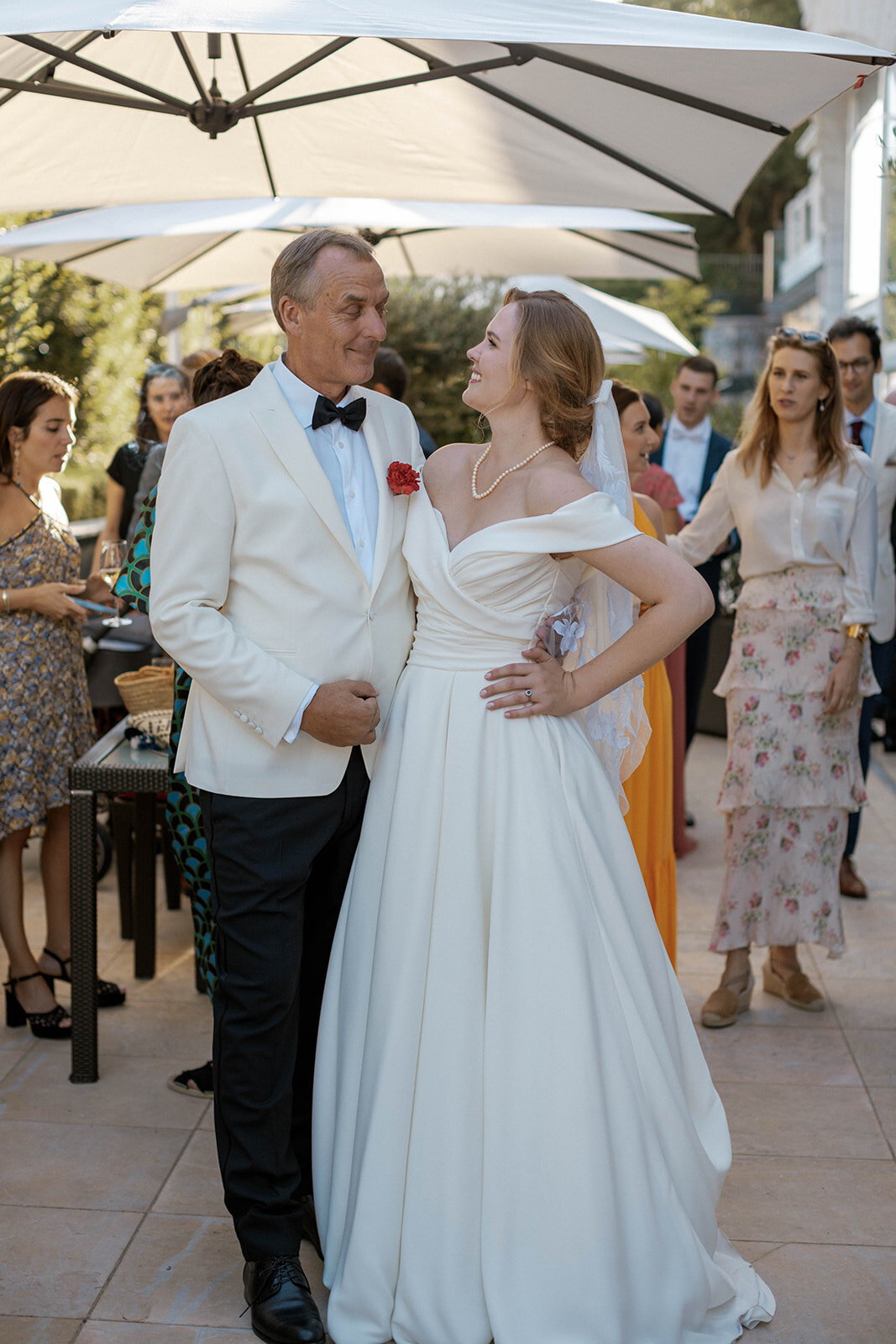 00003zivilstandesamt-wedding-photography-zurich-lisa-lark