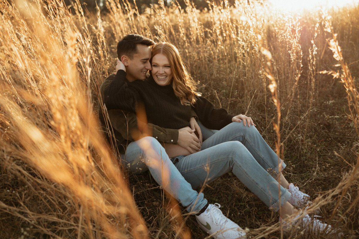 Outdoor maternity session by Richmond VA Wedding Photographer