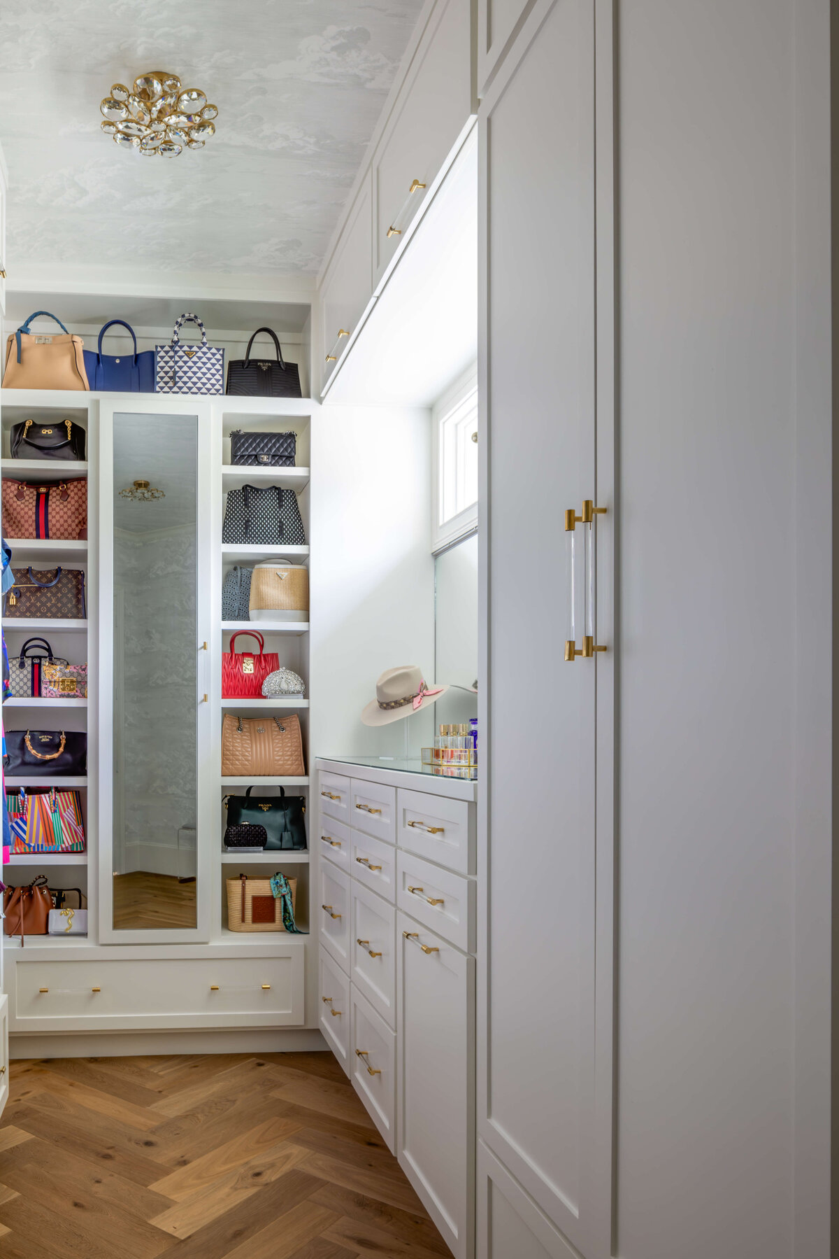 kyleen-bushroe-the-woodlands-closet-design